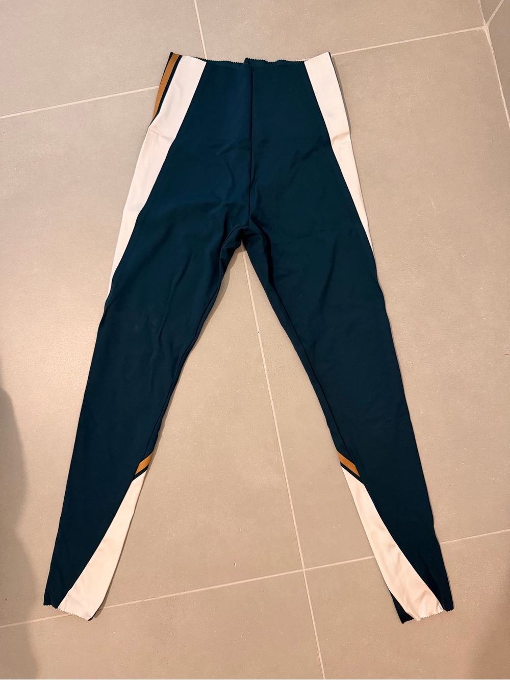 High-Waist Colorblock Leggings in Deep Teal and White